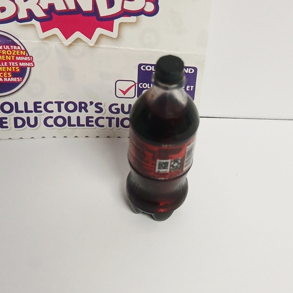 Zuru Mini Brands Series 5 Coke Zero - Picture 2 of 4